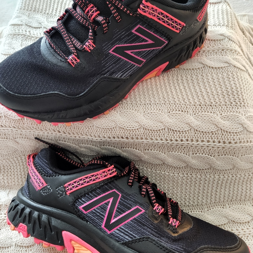 New balance tenny shoes